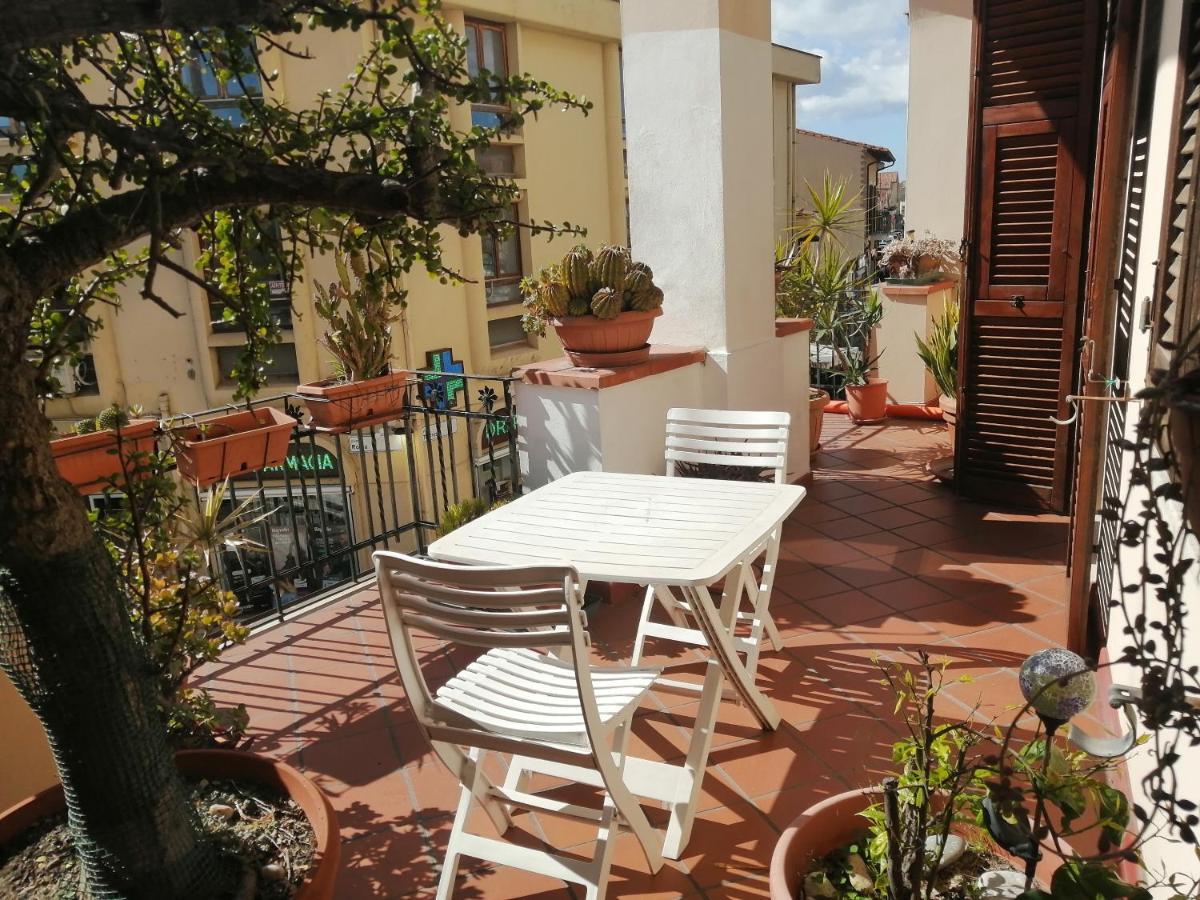 Residenza Schinardi Hotel Oristano Exterior photo